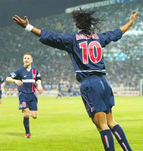 复杂多变的 复杂多变的